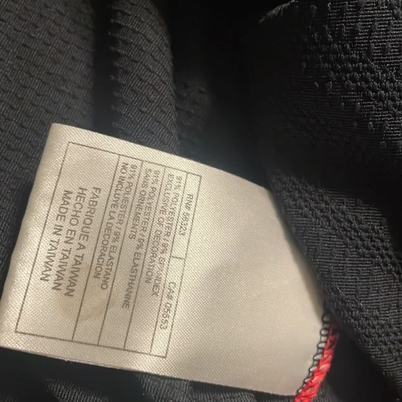 NIKE Women's Athletic Dri Fit Shirt | Black & Pink & White 1/4 Zip | Size XLarge - Picture 3 of 7